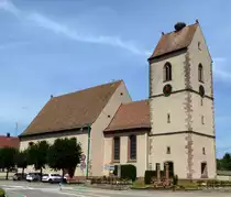 Battenheim, die Kirche Saint-Imir, zeigt verschiedene Bauepochen, Juni 2015