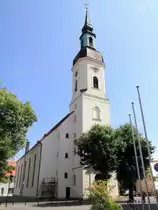 Die Sankt-Nikolai-Kirche in der Altstadt von L�bbenau auf dem  Kirchplatz  am 24. Juli 2015.