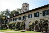 Ein Fl�gel von Schloss Glienicke. 24.09.2007