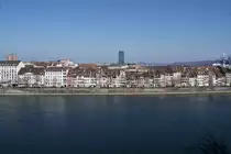 Blick vom Rheinspring in Richtung Messeturm (Basel, 16.03.2014)