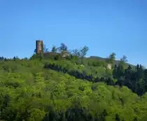 Burgruine Sausenburg, auf dem 665m hohen Sausenberg im s�dlichen Schwarzwald, entstanden nach 1230, 1678 von den Franzosen zerst�rt, April 2015