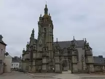 St. Thegonnec, Kirchhofkomplex aus dem 16. Jahrhundert, Triumphtor von 1587 (14.07.2015)