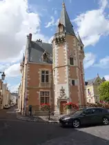 Rathaus von Etampes, erbaut 1513 (18.07.2015)