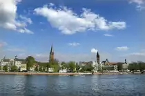 Blick auf K�penick von der Spree. K�penick ist ein Ortsteil im Bezirk Treptow-K�penick im S�dosten von Berlin und besitzt eine eigenst�ndige mittelalterliche Stadttradition. Aufnahme: 1. Mai 2008.