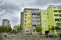 Das Ostel ist ein Hostel in einem sechsst�ckigen Plattenbau im Berliner Stadtteil Friedrichshain, dessen Einrichtung zum gr��ten Teil aus in der DDR gefertigtem Originalmobiliar besteht. Aufnahme: 4. Mai 2008.