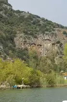 Die Felsengr�ber in Kanus bei Dalyan. Aufnahme: Oktober 2010.