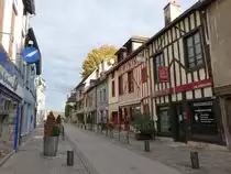 Bar-sur-Seine, Grande Rue de la Resistance (27.10.2015)