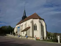Valli�res (Aube), Kirche St. Benigne, erbaut ab 1179, nach Einsturz wiedererbaut von 1861 bis 1866 (27.10.2015)