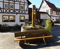 D�rrenbach, der Brunnen am Rathausplatz, Sept.2015