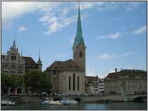 Die Fraum�nsterkirche in Z�rich, gegen�ber dem Rathaus auf der anderen Seite der limmat. (22.07.2007)