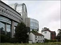 . Erdr�ckend -

Das Europ�ische Parlament und Nachbargeb�ude in Br�ssel.

22.06.2015 (M)