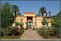 Zum Jardin el Harti in Marrakesch geh�rt auch ein Rosengarten. Der sehenswerte Park wurde in den 1930er Jahren angelegt und 2002 grundlegend restauriert. (Marrakesch, 17.11.2015)