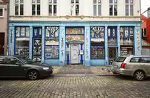 Ausschnitt der Fassade Norderstra�e 107/109 in Flensburg. Aufnahme: September 2011.