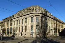 Freiburg, das Dreisameck, am s�dlichen Ende der Kaiser-Joseph-Stra�e, 1905-10 als Bankgeb�ude errichtet, Jan.2015