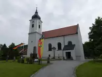 Auerbach, Pfarrkirche St. Pankratius, barocker Saalbau mit eingezogenem Chor, erbaut Anfang des 18. Jahrhunderts, 1760 verl�ngert (25.05.2015)