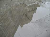 Pf�tze um Pf�tze abgesucht fand sich dieses Spiegelbild f�r ein einmaliges Foto vom Dom Santa Maria del Fiore.
(14.11.2007)
