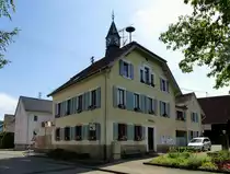 Mundingen, das Rathaus der ca. 2000 Einwohner z�hlenden Gemeinde, heute Ortsteil von Emmendingen, Juni 2015