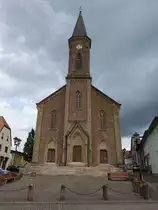 M�nzesheim, Ev. St. Martin Kirche, erbaut 1856 (30.05.2015)