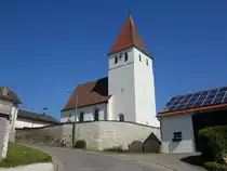 Bechthal, St. Margaretha Kirche in der Burgstra�e, erbaut von 1182 bis 1195, Umbau im 17. Jahrhundert durch den Eichst�tter Baumeister Jakob Engel (04.06.2015)