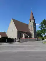 M�rsach, St. Antonius Kirche, Langhaus erbaut um 1400, Chor erbaut 1450, Kirchturm erbaut 1490, neugotische Ausstattung 1863 (04.06.2015)