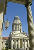 Die Franz�sische Kirche in Berlin. Aufnahme: April 2007.
