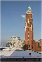 Am 22.01.2016 gab es mal wieder die Gelegenheit, Bremerhaven bei Sonnenschein im Schnee zu fotografieren. Hier der sch�ne, von Simon Loschen entworfene Leuchtturm, das heutige Bremerhaven Oberfeuer.