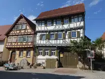 Gr�tzingen, Ev. Gemeindehaus von 1558 in der Hindenburgstra�e (30.08.2015)