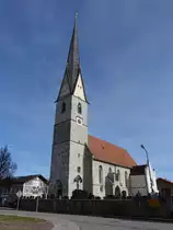 Emertsham, St. Vitus Kirche, erbaut im 15. Jahrhundert, neugotischer Ausbau von 1865 bis 1866 (14.02.2016)