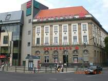 Berlin-Neuk�lln, Karl-Marx-Strasse mit Sparkasse, 2007