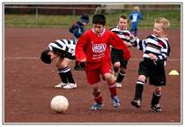 Lokalderby in Oberhausen - Schwarz-Wei� Alstaden gegen Gl�ck-Auf Sterkrade. 