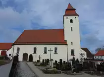Dezenacker, St. Elisabeth Kirche, Chorturmkirche, Turm und s�dliche Langhauswand 1479, Erweiterung und Barockisierung des Langhaus 1749 (06.03.2016) 