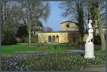 Den s�d�stlichen Abschluss des Parks Sanssouci bildet der Marlygarten, welcher 1715 angelegt wurde. Hier befinden sich die Friedenskirche sowie das Kaiser-Friedrich-Mausoleum. (Potsdam, 05.04.2016)