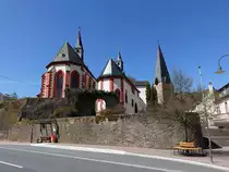 Hessenthal, Wallfahrtskapelle unsere lieben Frau und Wallfahrtskirche St. Maria, Kapelle erbaut im 15. Jahrhundert, Kirche Begr�bniskirche der Familie Echter von Mespelbrunn, Chor 1439, Langhaus um 1600 (04.05.2016)