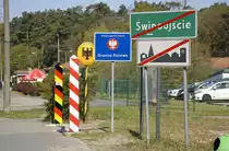 Die deutsch-polnische Grenze an der Wojska Polskiego (Swinem�nder Chaussee) westlich von Świnoujście. Aufnahme: 6. Mai 2016.