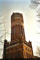 Wasserturm L�neburg im Fr�hjahr 2003, Analogfoto digitalisiert