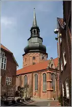 Stade. Die Kirche Ss. Cosmae et Damiani wurde in der zweiten H�lfte des 13. Jahrhunderts gebaut und erhielt im 17. Jahrhundert sein heutiges Aussehen. 12.05.2016