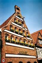 L�neburger Giebelhaus im Fr�hjahr 2003