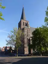 Deurne, St. Willibrord Kirche, erbaut von 1881 bis 1882 durch P. Cuypers (06.05.2016)