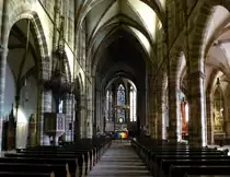 Wei�enburg (Wissembourg), Blick zum Altar im Innenraum der Kirche St.Peter und Paul, Sept.2016