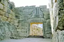 Das L�wentor in Mykene auf der Peloponnes. Bild vom Dia. Aufnahme: Juni 1992.