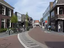 Vught, H�user in der Kerkstraat (06.05.2016)