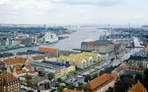 Blick �ber Kopenhagen von �Vor Frelsers Kirke� auf der Insel Amager. Bild vom Dia. Aufnahme: Juli 1989.