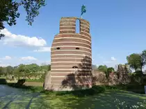 Batenburg, Schlo�ruine, erbaut um 1600, nach Brand um 1794 nur noch Ruine (07.05.2016)