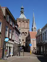 Culemborg, �stliches Stadttor Binnenpoort, erbaut 1557 (09.05.2016)