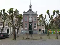 Geertruidenberg, altes Rathaus, erbaut im 14. Jahrhundert, Giebelfassade von 1768 (10.05.2016)