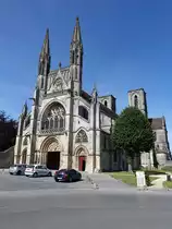 Laon, Abteikirche St. Martin, erbaut im 12. Jahrhundert als Pr�monstratenserabteikirche (09.07.2016)