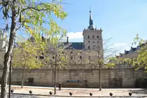 SAN LORENZO DE EL ESCORIAL (Provincia de Madrid), 01.10.2015, Blick auf einen Teil der Schloss- und Klosteranlage El Escorial, gr��ter Renaissancebau der Welt und Weltkulturerbe der UNESCO