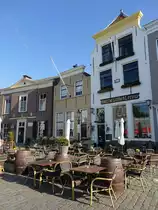 Malerische Giebelh�user am Markt von Goedereede (13.05.2016)