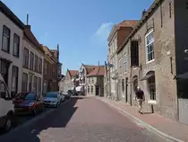 Ijzendijke, H�user in der Landbouwstraat (13.05.2016)