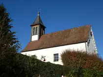Zunzingen im Markgr�flerland, die Kirche des kleinen Winzerdorfes, Nov.2015